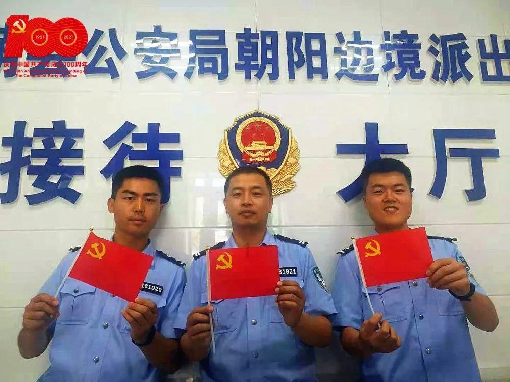 逃出灰绿房